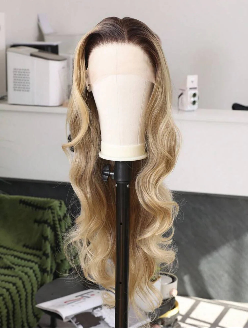 Beyonce Bombshell Wig(human blend) 30 inch