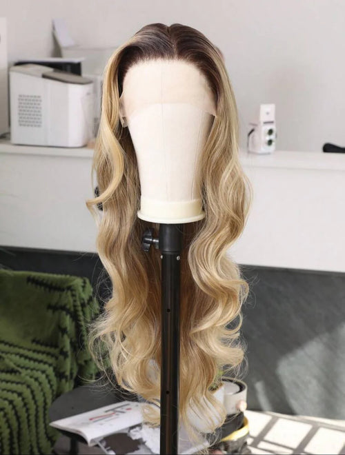 Beyonce Bombshell Wig(human blend) 30 inch